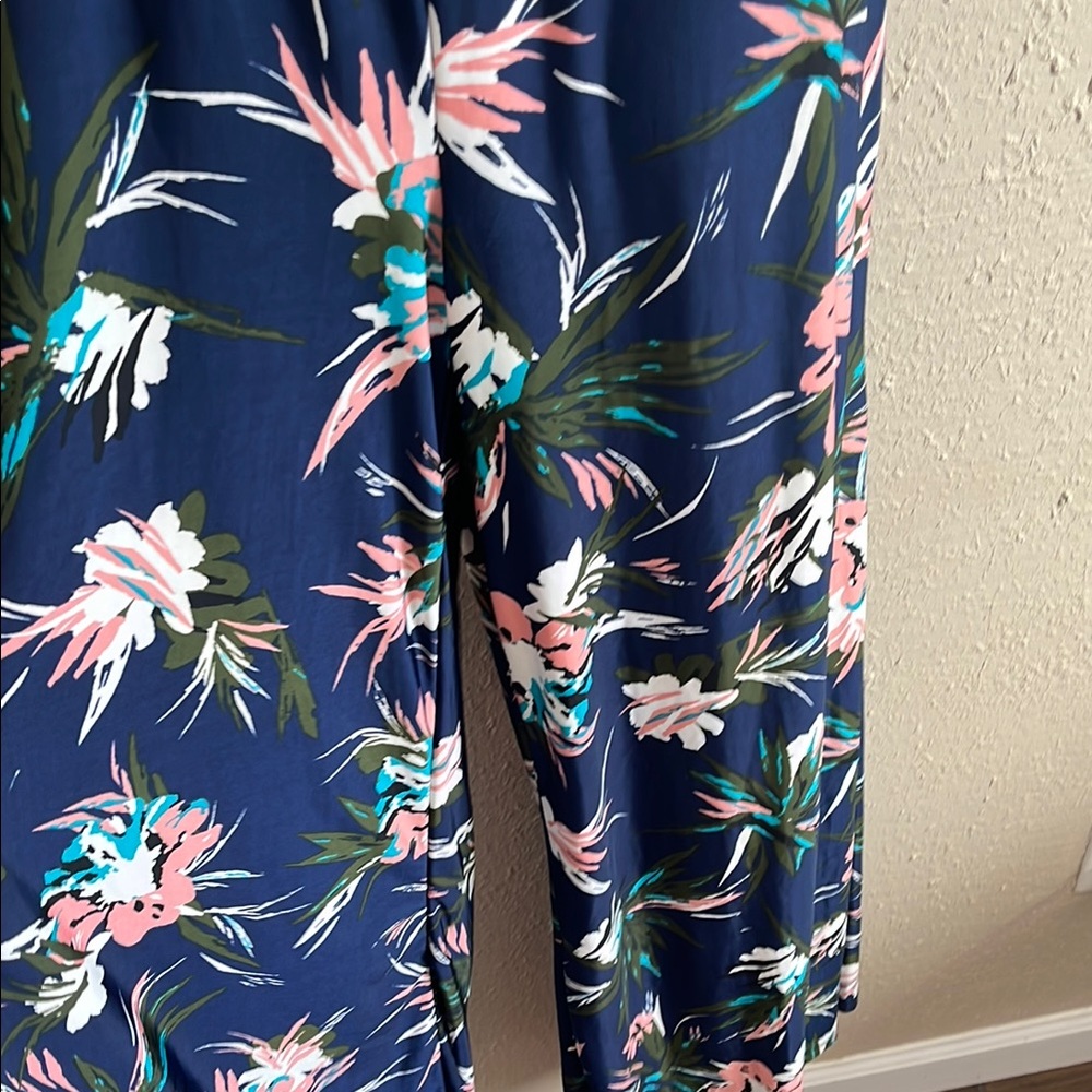 Floral Strapless Jumpsuit - Picture 4 of 8